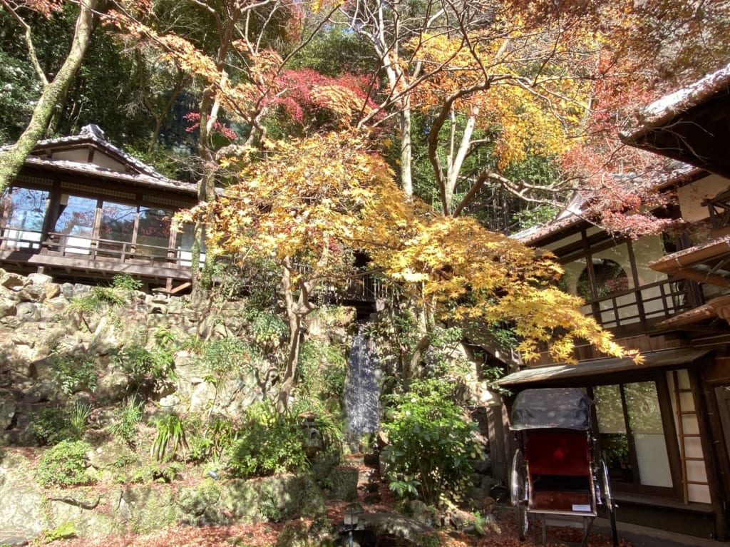 音は山荘