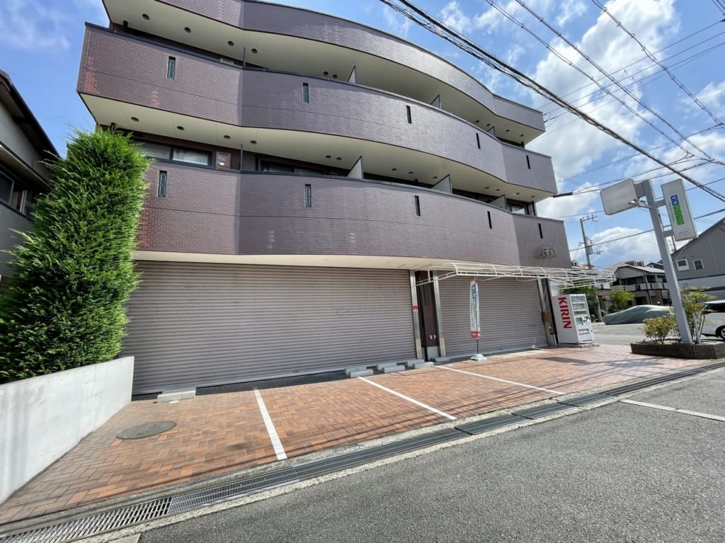 アロハカフェパイナップルみのお桜ヶ丘店