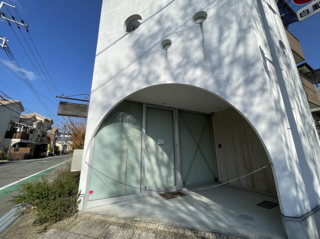 2023年8月で閉店した牧落の「フラワーショップ ペシュカ」