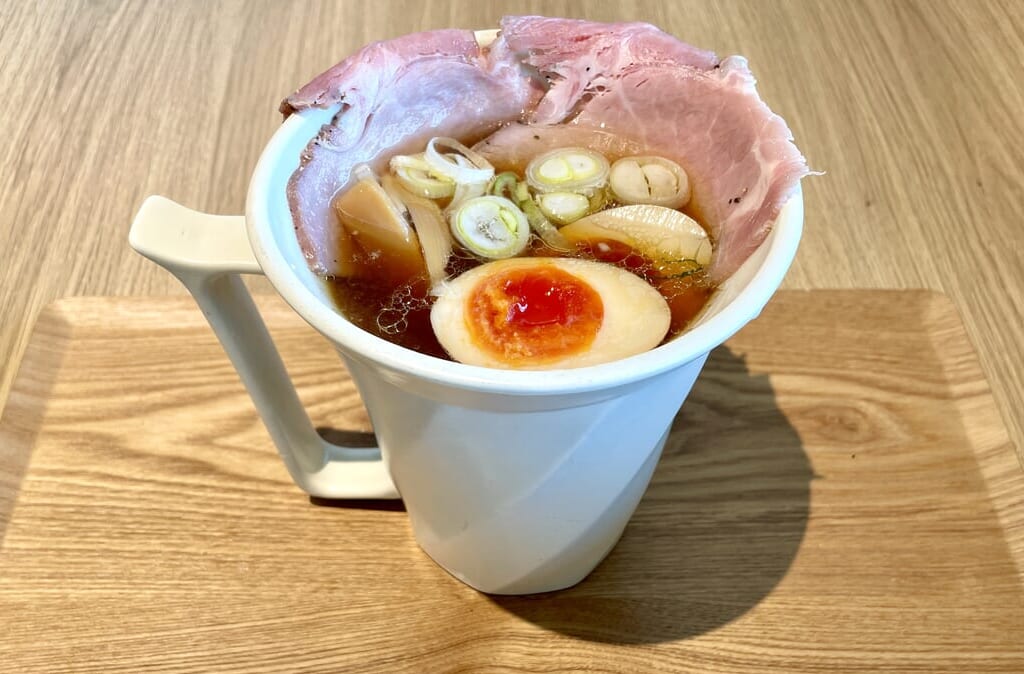 人類みな麺類のネクストブランド「みなめんCafe」がみのおキューズモールSTATION棟にオープン