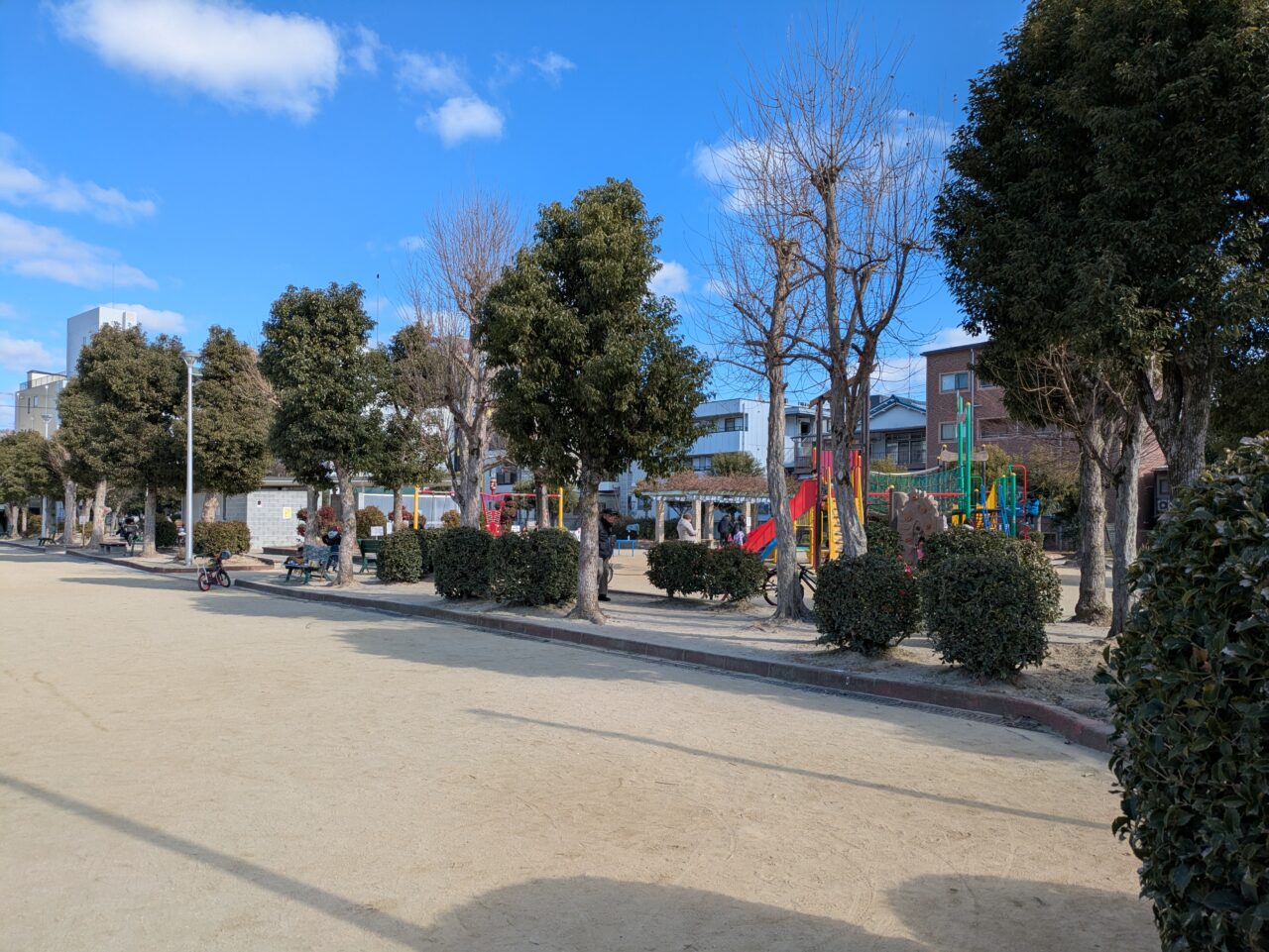 石橋駅前公園