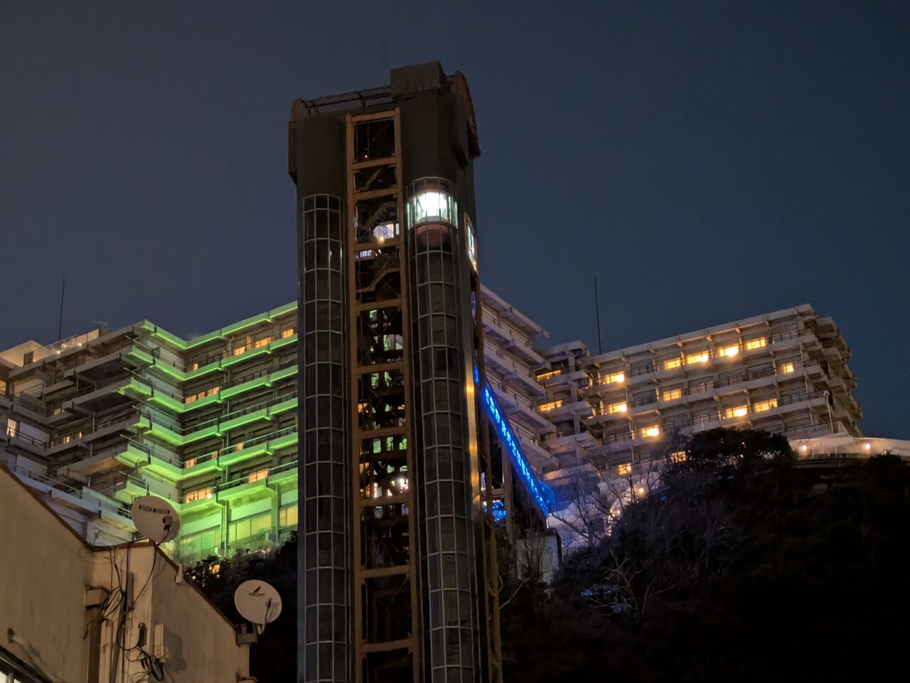 夜の箕面温泉