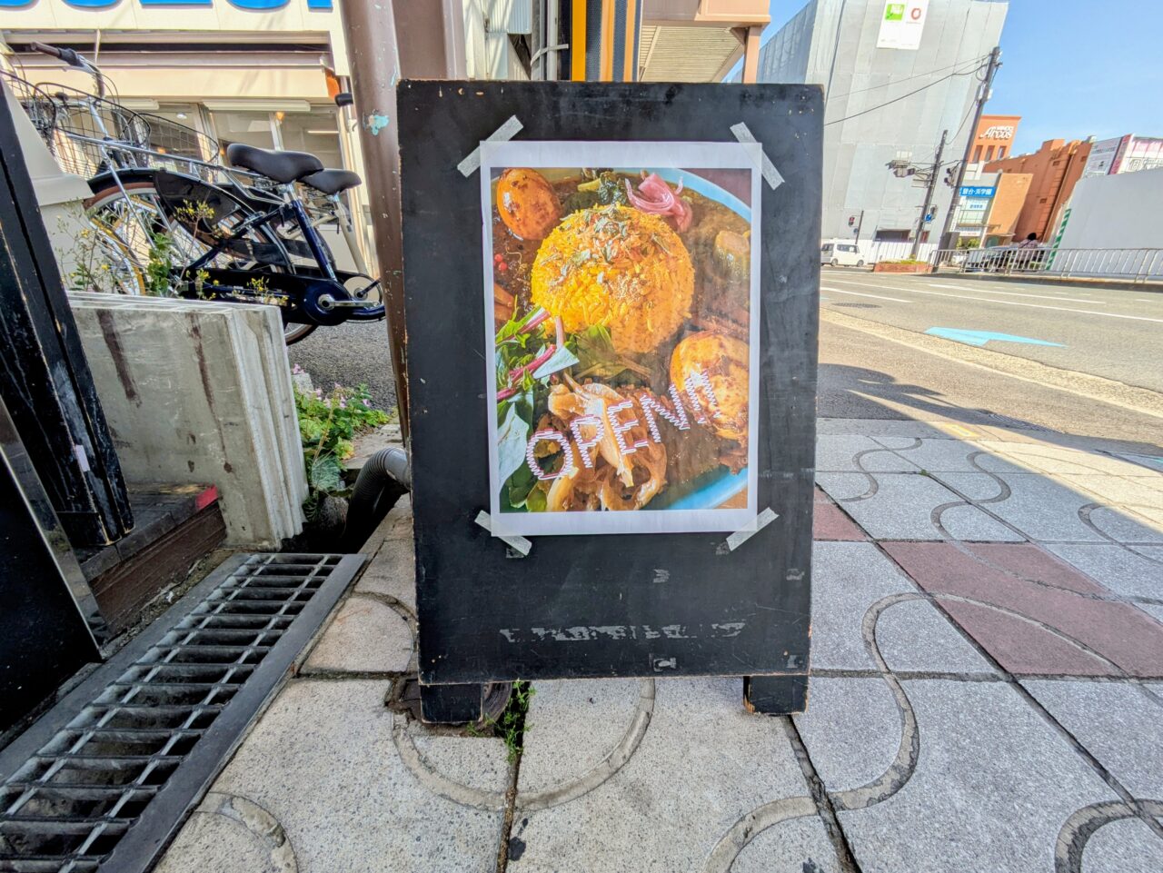 chichi　看板