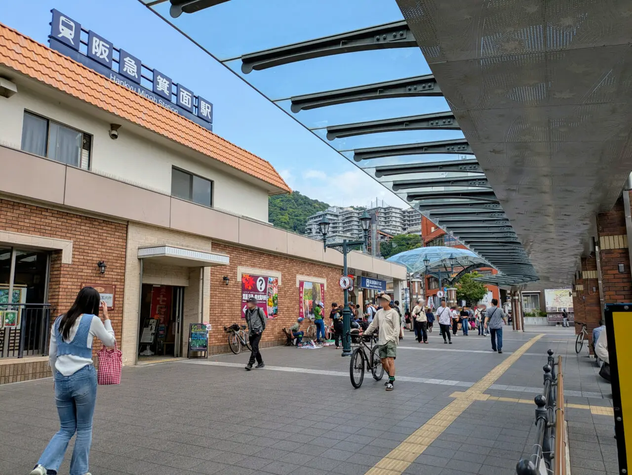 箕面駅前の様子