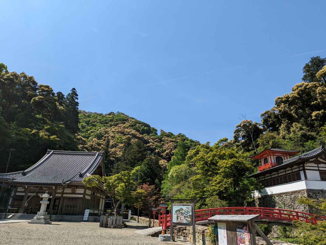 瀧安寺広場