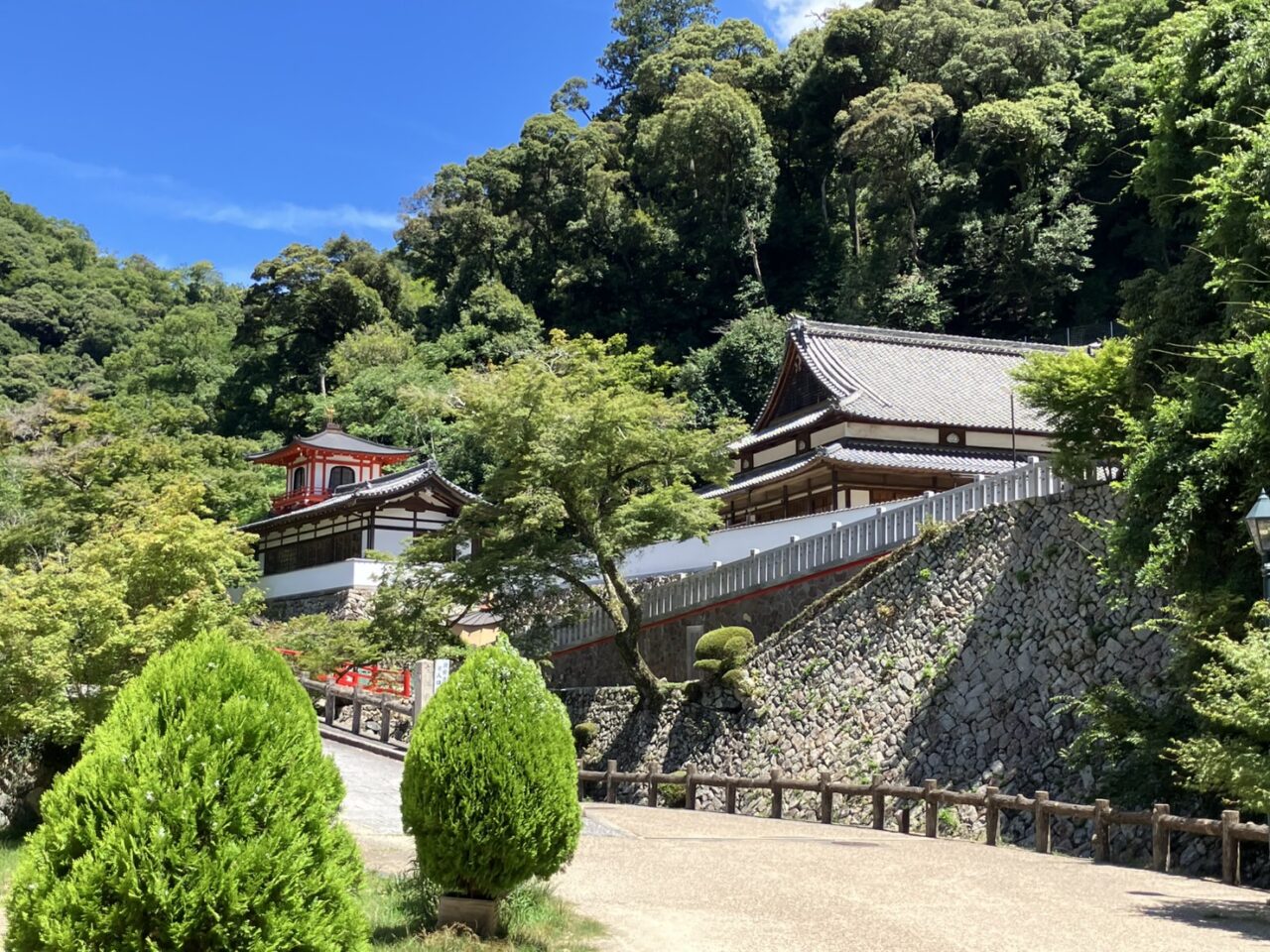 夏の瀧安寺