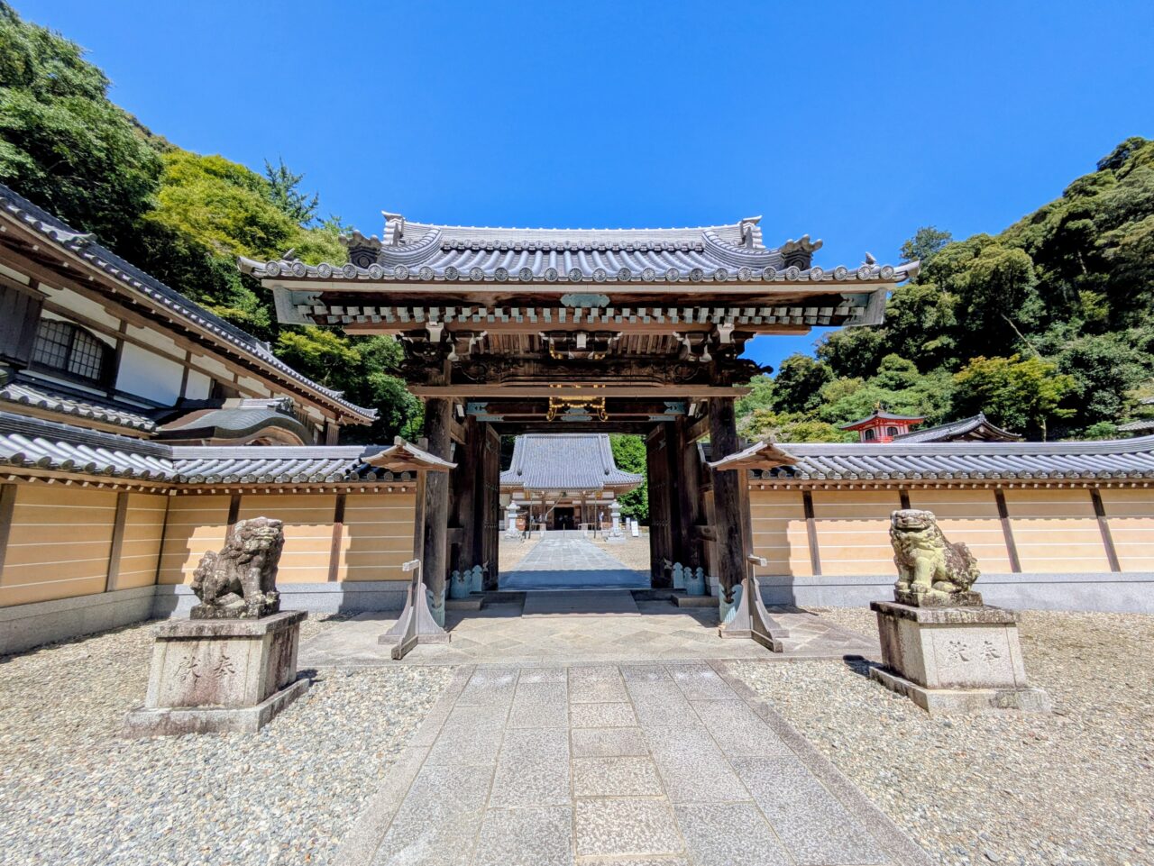 瀧安寺　山門