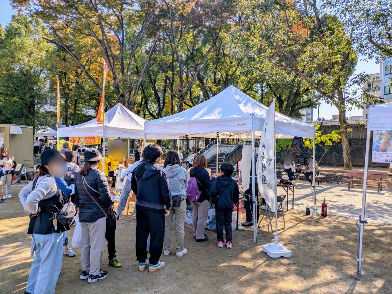 池田グルメの行列