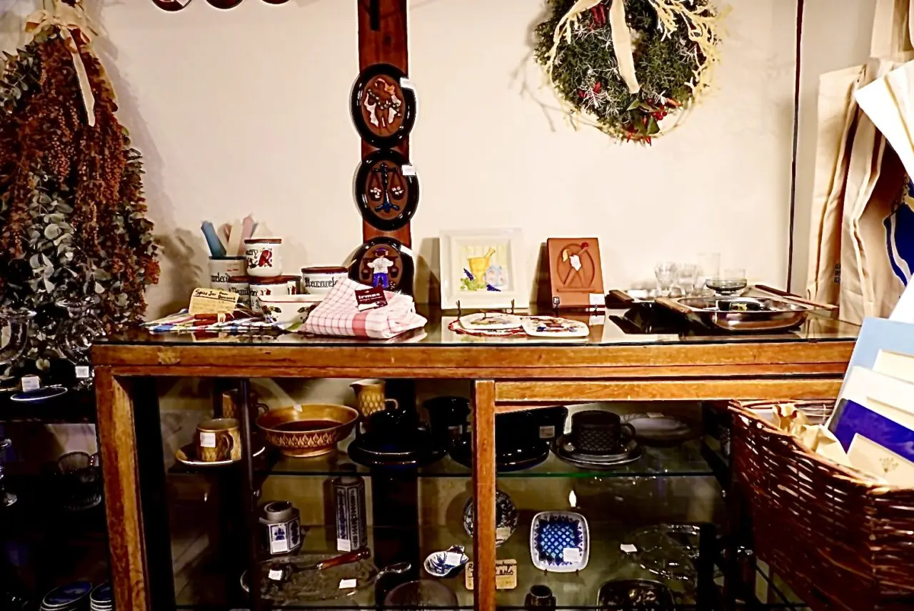 箕面市桜井2026年2月SunMoonStar長屋市場のブロカント