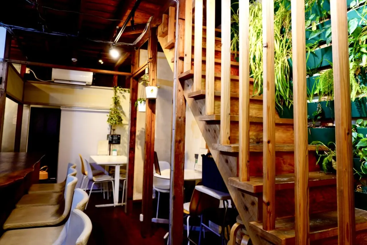 箕面市桜井SunMoonStar長屋市場のブロカント