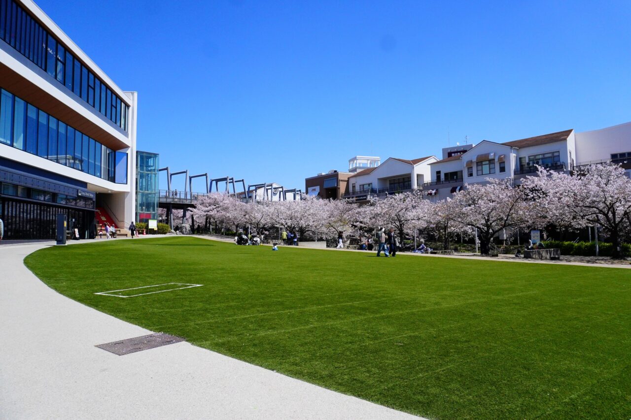 みのおマルシェ箕面市立かやの広場2026年4月